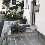 Am Dorfbrunnen * Oetz