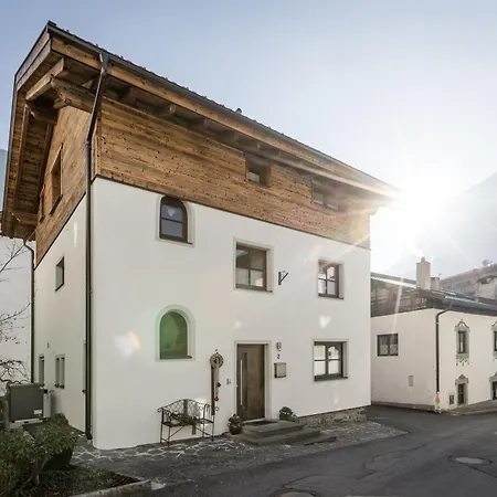 Apartment Am Dorfbrunnen Oetz