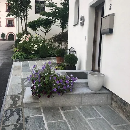 Am Dorfbrunnen * Oetz