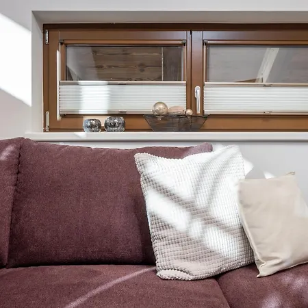 Am Dorfbrunnen شقة